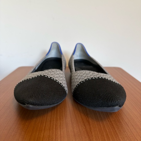 Rothy’s The Point II Ballet Flats Gray with Black Cap Toe Size 9 - Picture 2 of 9
